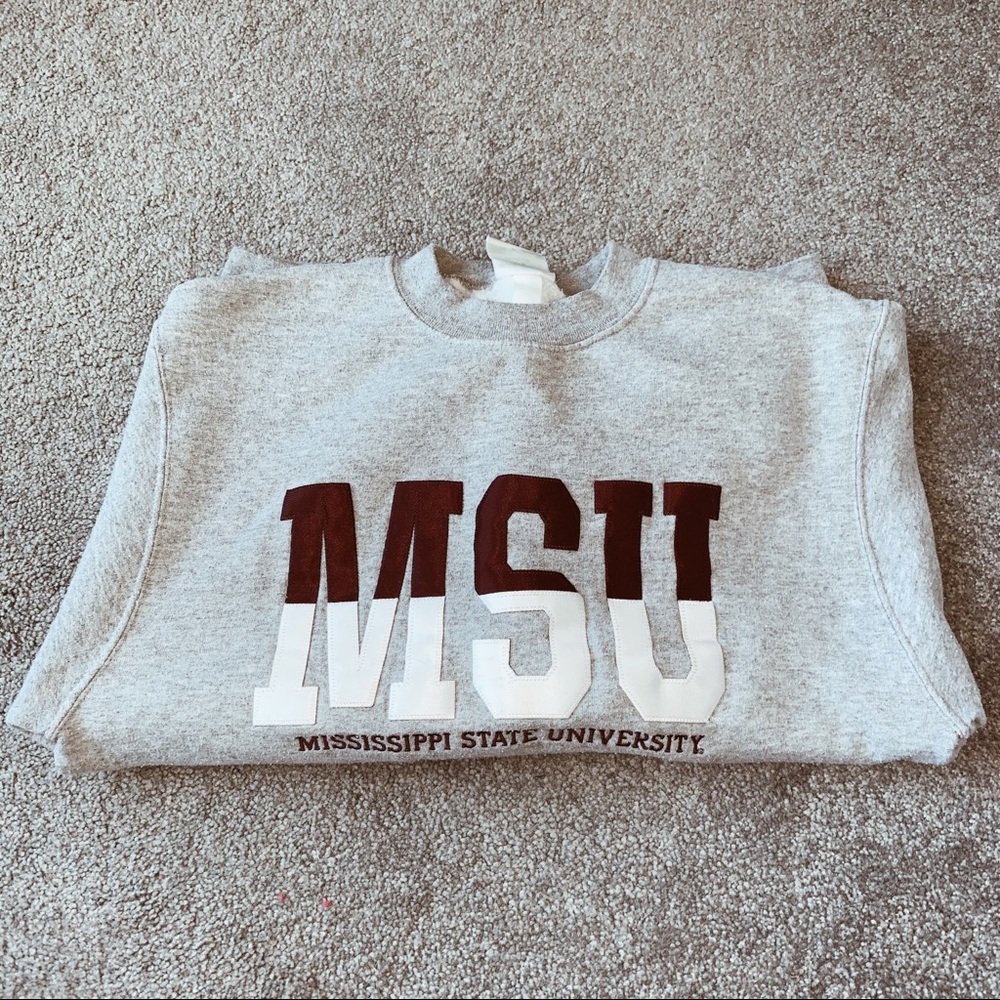 MSU college sweatshirt